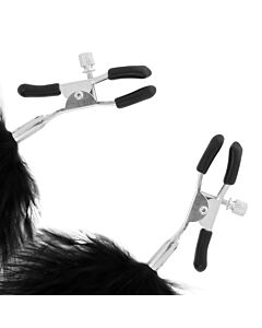 Pinces à mamelons sombres