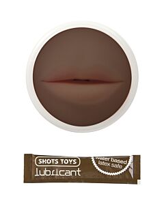 Homme de race noire en forme de masturbateur bouche