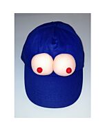 Casquette bleue seins