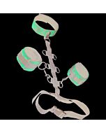 Collier avec restrictions corps