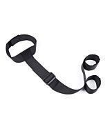 Ensemble de lingerie séduisante avec des menottes