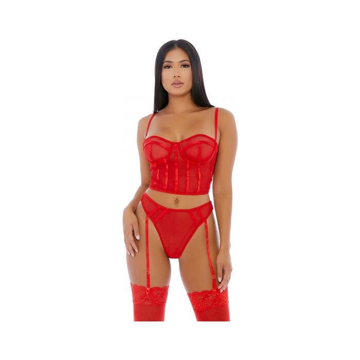Mettez le joint torique sur la jupe de lingerie rojo