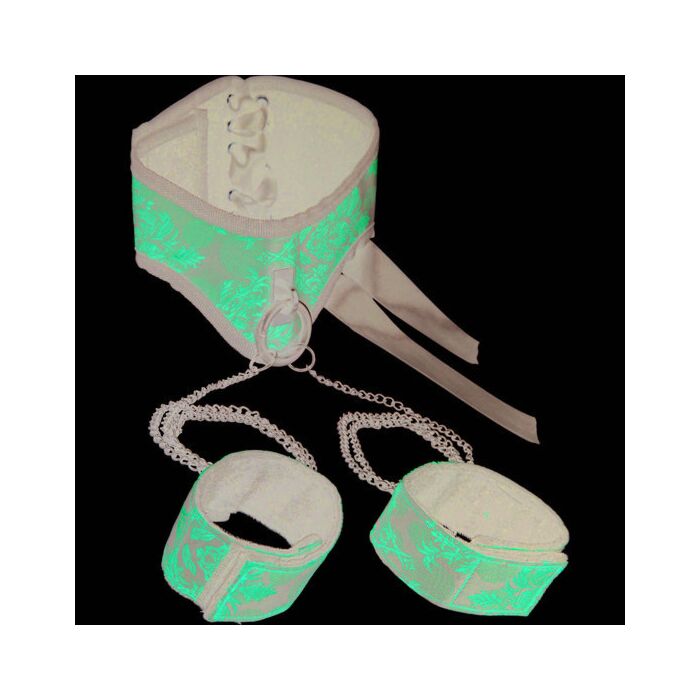 Collier Posture avec des menottes