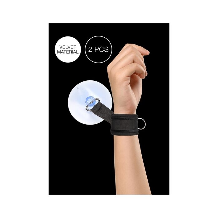 Menottes Velvet Shower Bondage